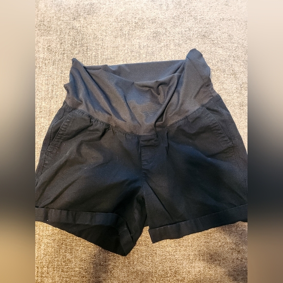 Maternity Rollover-Waist OGC Chino Shorts -- 5-inch inseam, Size L - Picture 5 of 5